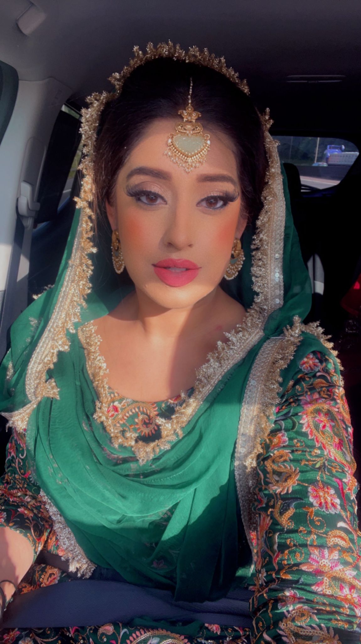 Punjabi Girl wearing our viral chunni grip for wedding event